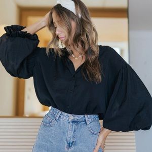 Black button down top - Brand new from Vestique